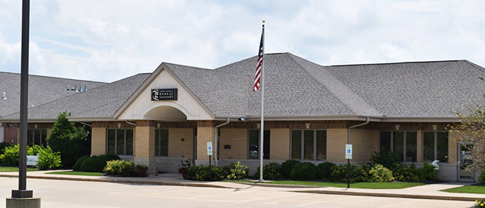 Fisher National Bank Mahomet exterior